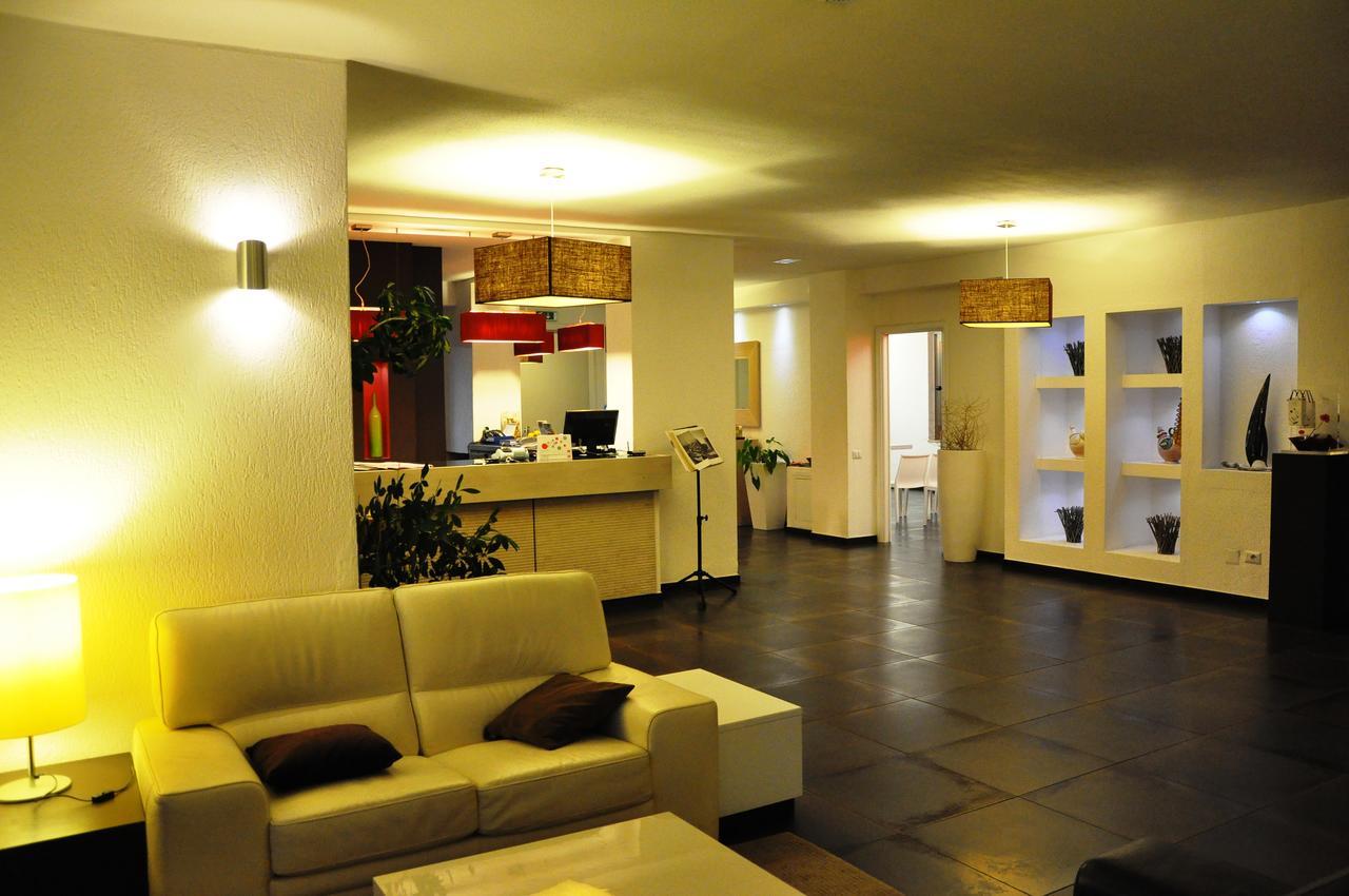 Hotel Sandalia นูโอโร ภายนอก รูปภาพ